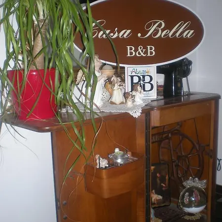 ベッド・アンド・ブレックファスト Casa Bella *